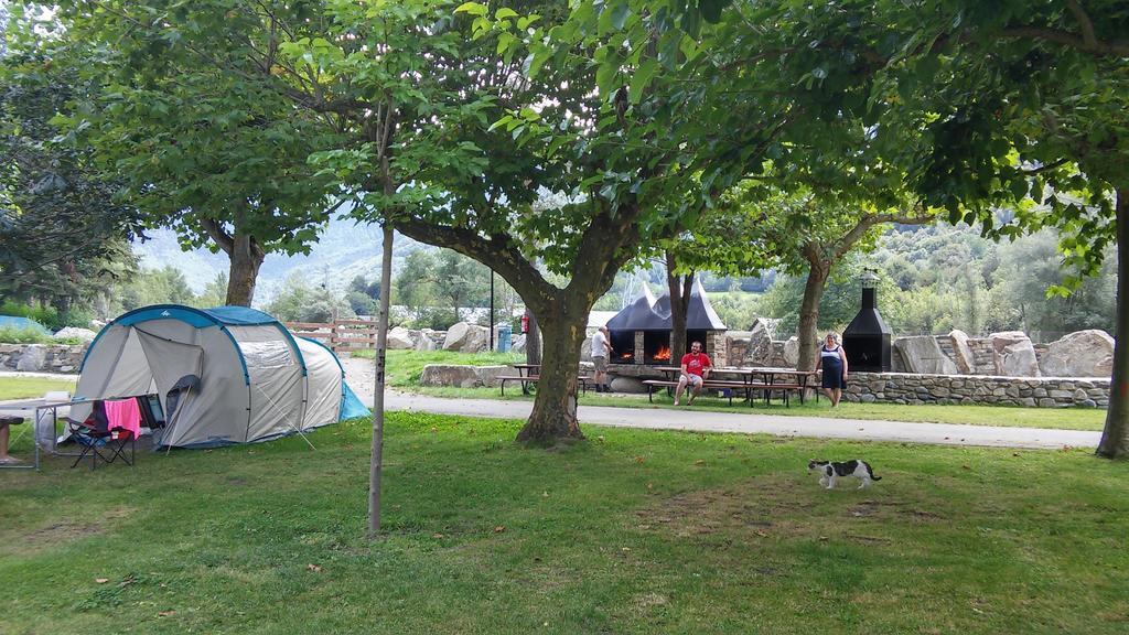 Camping Prado Verde Vilamòs Exterior foto