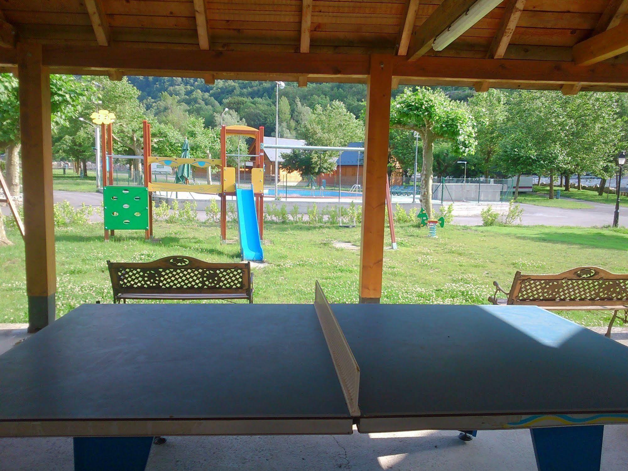 Camping Prado Verde Vilamòs Exterior foto
